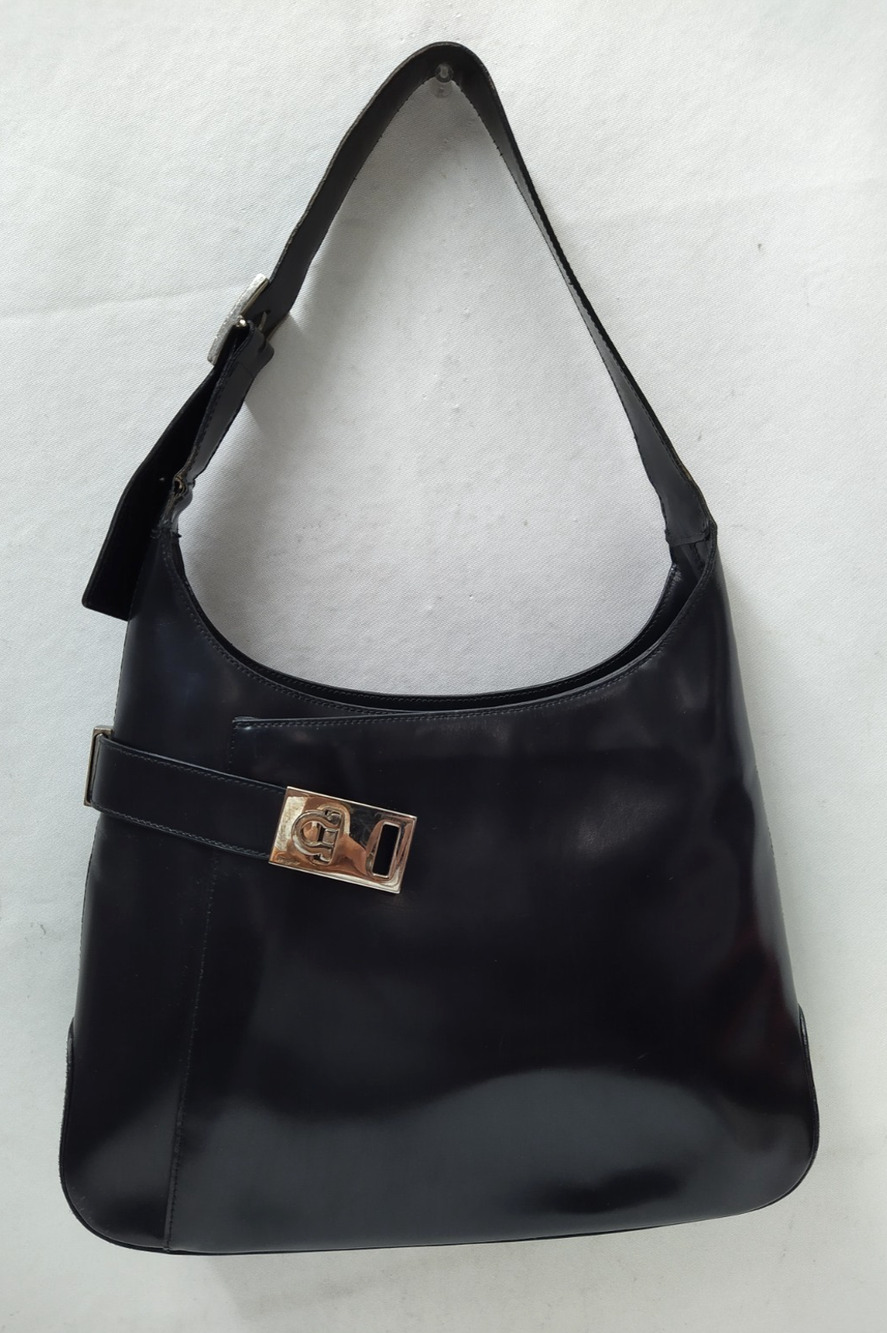 Salvatore Ferragamo Black Patent Leather Zipper Closure Hobo Shoulder Bag